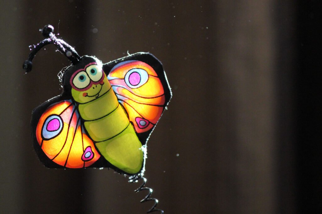 A butterfly toy for cat.