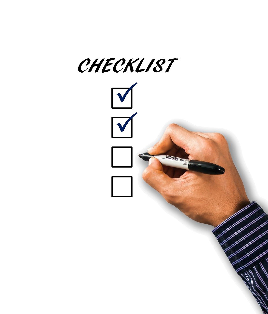 Creating a Travel Checklist (image credits: pixabay)