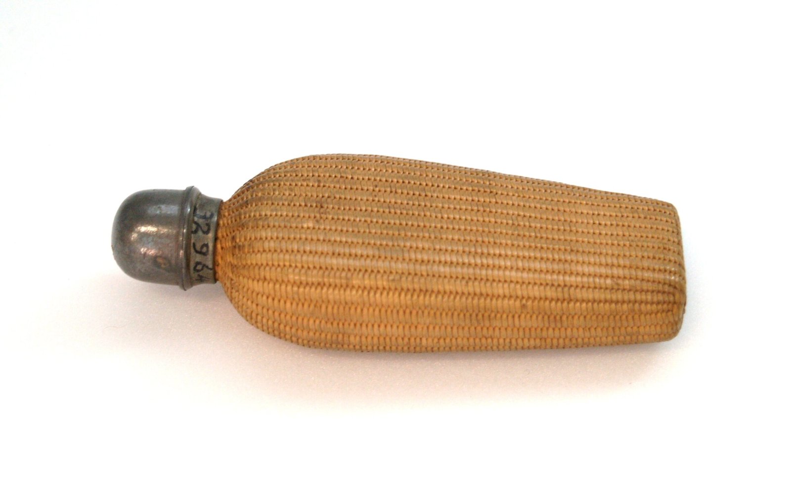Scent Sharing With Favorite Objects (image credits: wikimedia)