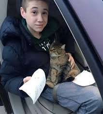 Brave 14-Year-Old Hero Saves Cat