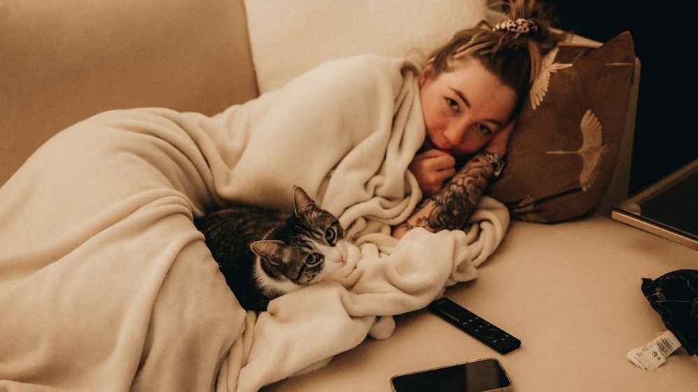 Sleeping With Your Cat? Psychology Says You Likely Have These 5 Traits