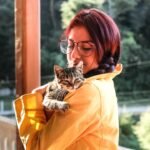 12 Cat Breeds That Become Overly Attached to One Person