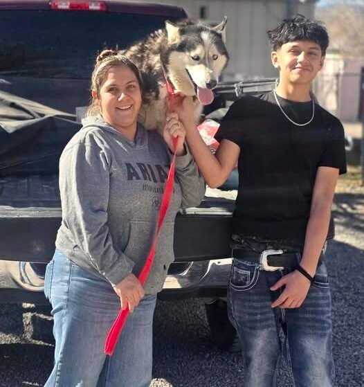 Missing Dog Returns After 7 Years, Overwhelms Owners With Instant Emotional Response